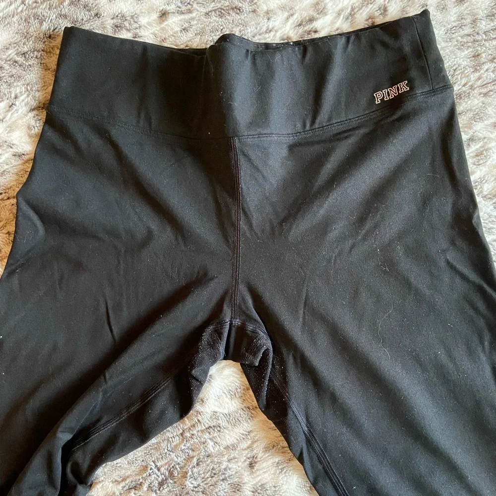 SOLD❌❌Victoria’s Secret PINK Ultimate Leggings 🖤 - Picture 2 of 3